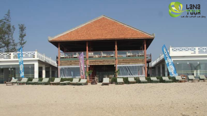 FULL MOON VILLAGE 3*
